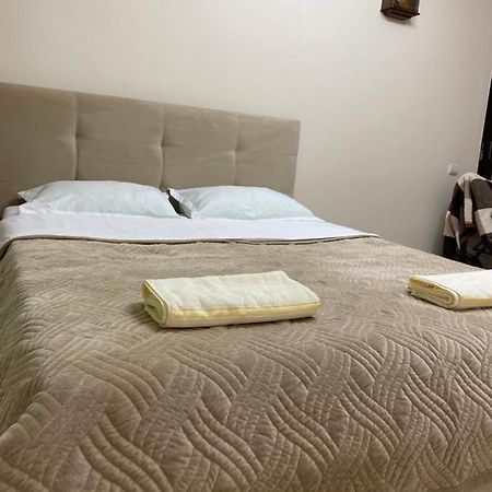Flat Daire Almatı Dış mekan fotoğraf