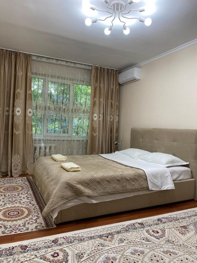 Flat Daire Almatı Dış mekan fotoğraf